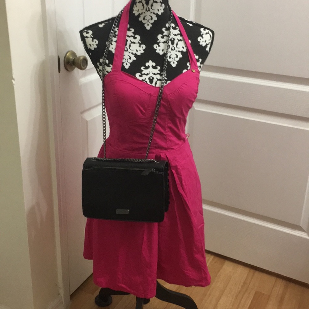 Dress - Picture 8 of 8